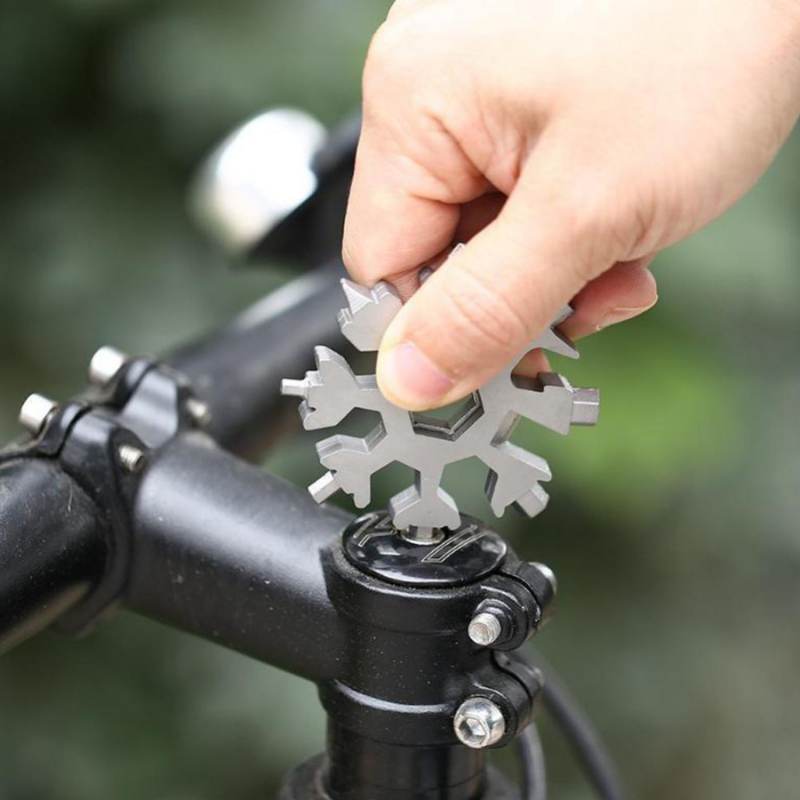 SnowMate 18 in 1 Stainless Steel Snowflake Multi Tool 7